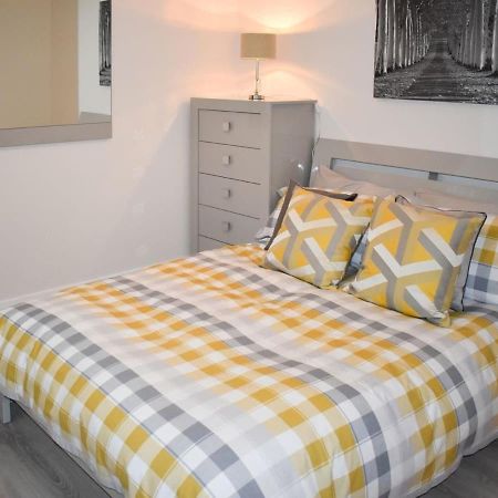 Rose Cottage Captivating 1-Bed Cottage In Bangor Luaran gambar
