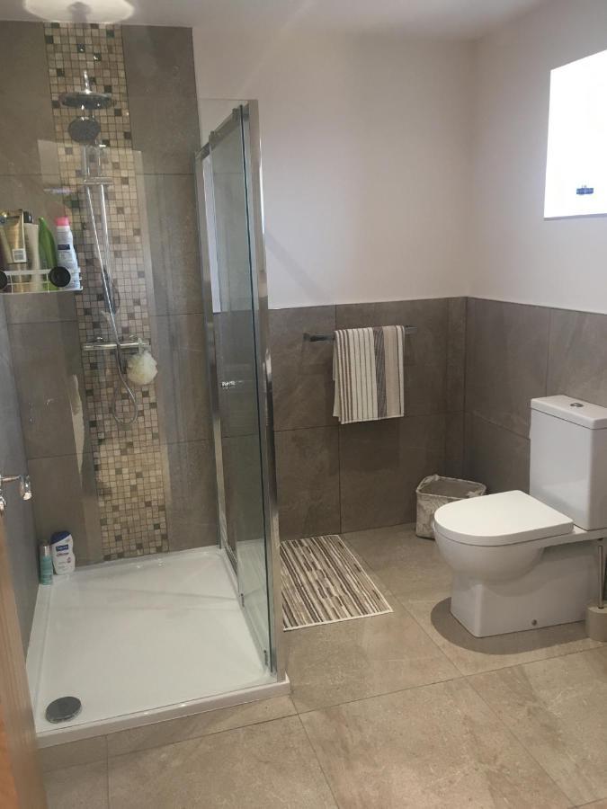 Rose Cottage Captivating 1-Bed Cottage In Bangor Luaran gambar