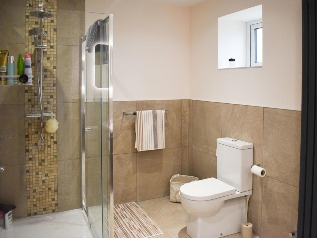 Rose Cottage Captivating 1-Bed Cottage In Bangor Luaran gambar