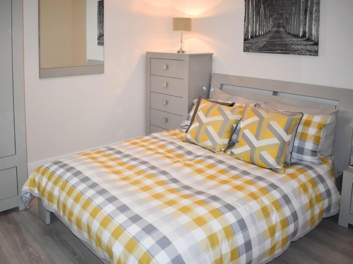 Rose Cottage Captivating 1-Bed Cottage In Bangor Luaran gambar