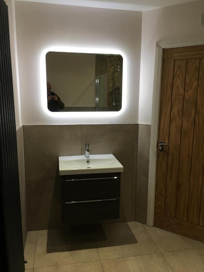 Rose Cottage Captivating 1-Bed Cottage In Bangor Luaran gambar